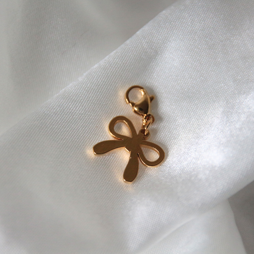 Charm noeud doré