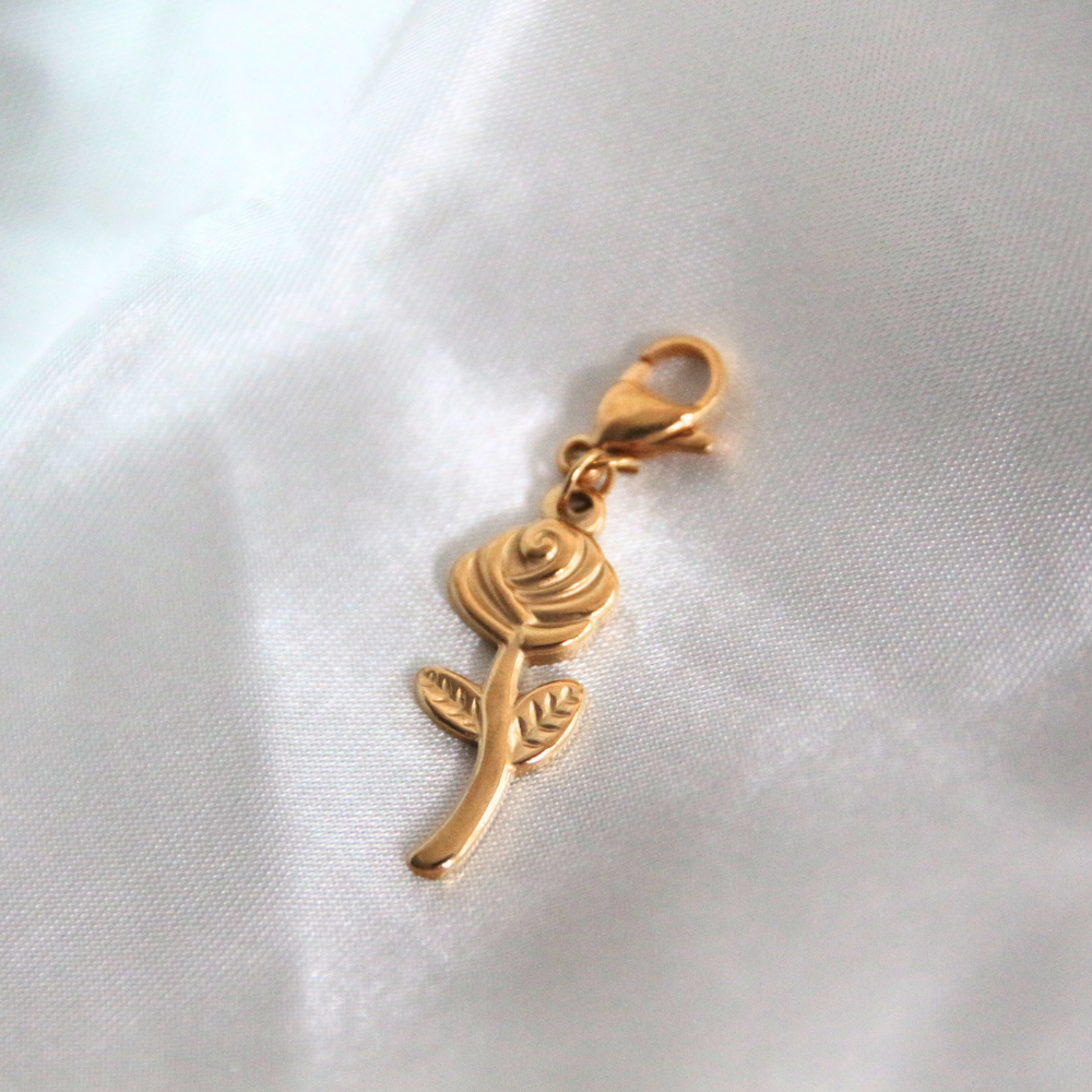 Charm rose