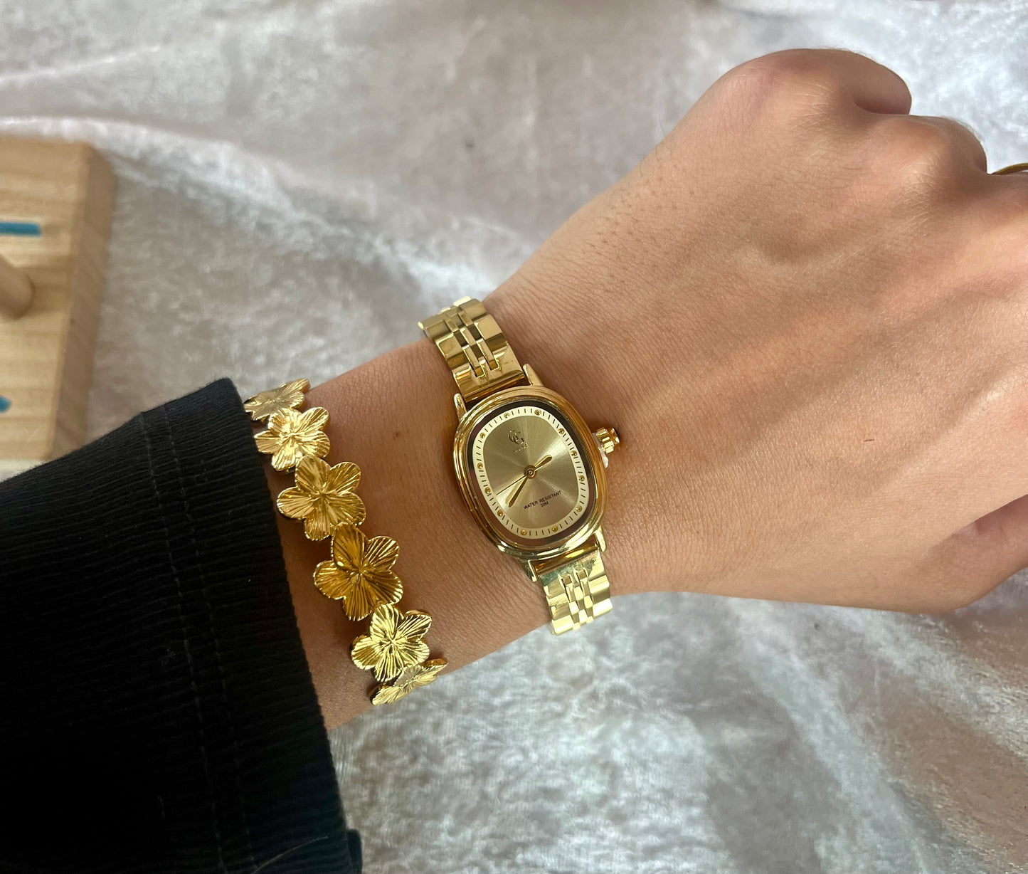 Montre dorée femme - ALYA