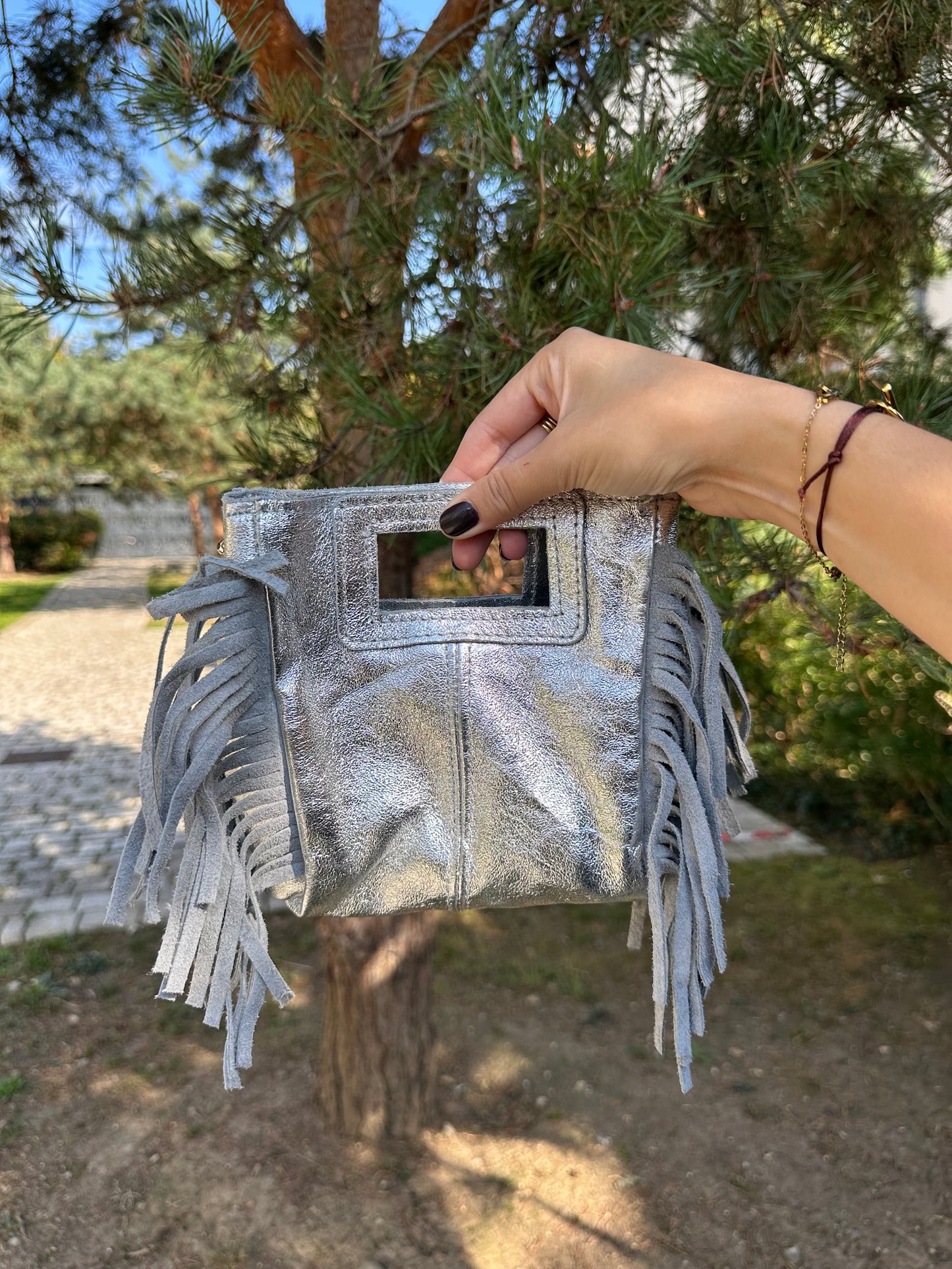 Sac bandoulière cuir irisé argenté - MAYA