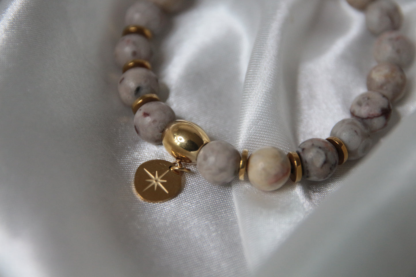 Bracelet perles naturelles - NAMASTE
