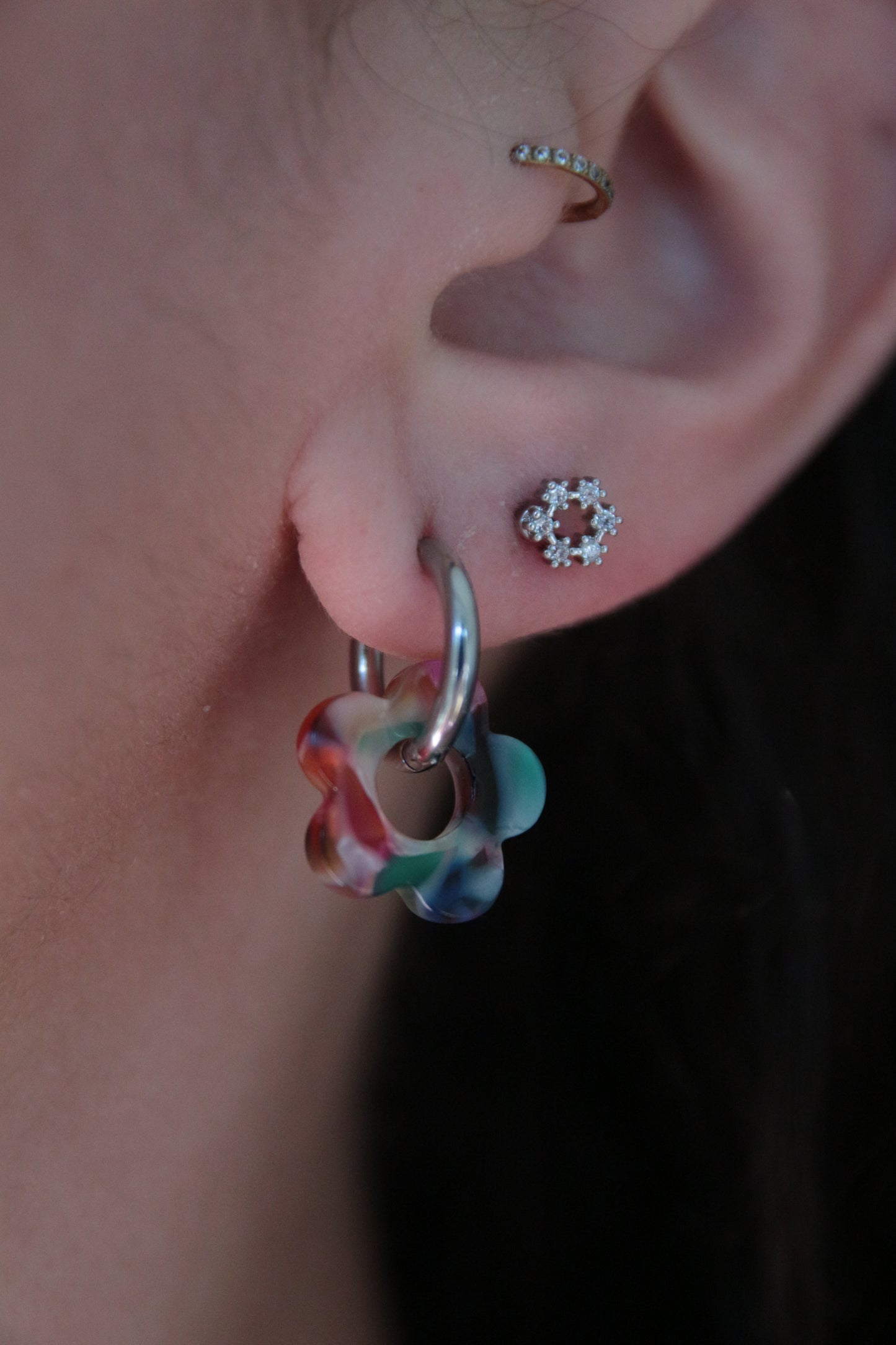 Piercing couronne de fleur argentée