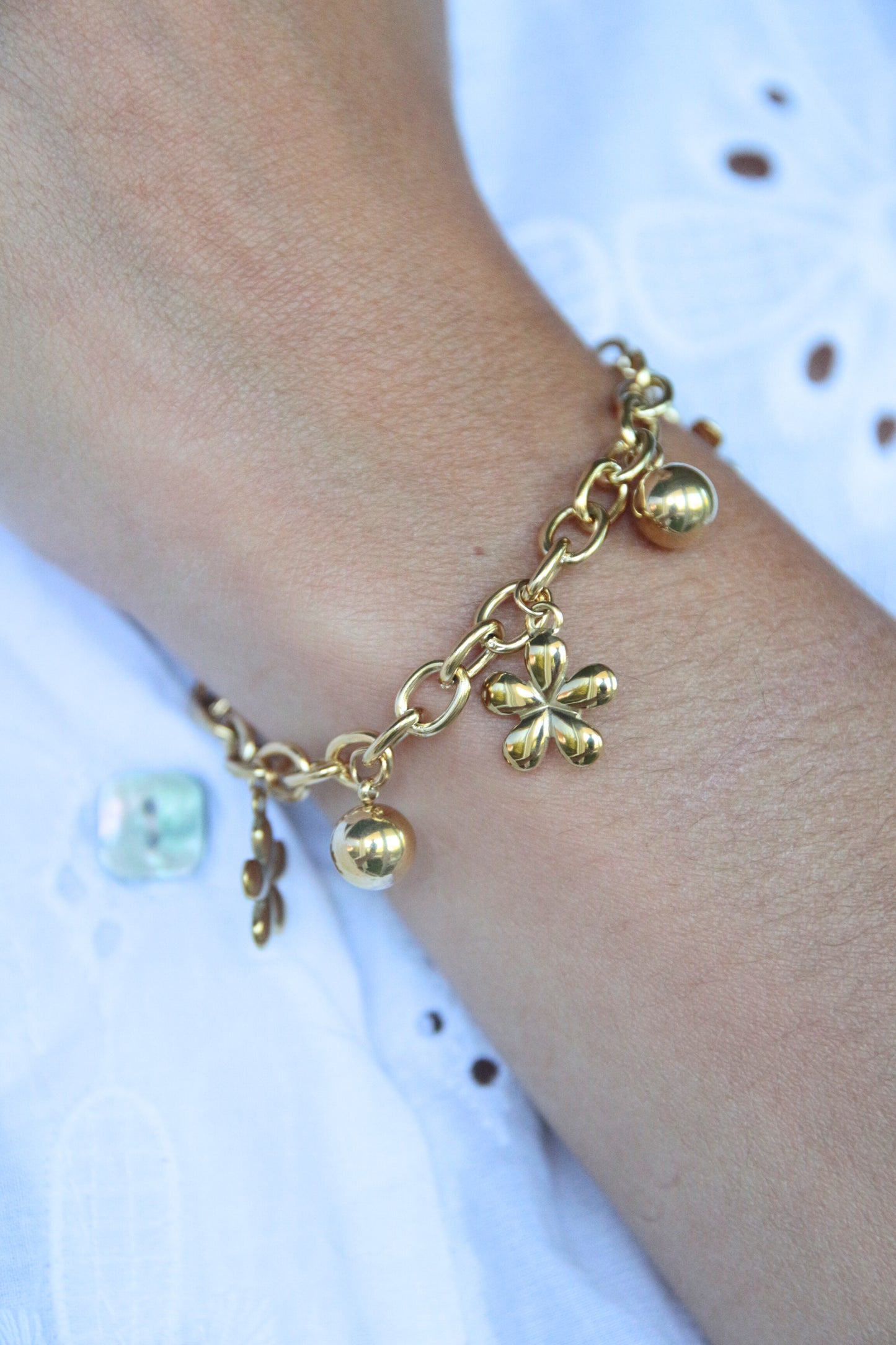 Bracelet breloques doré - MANON
