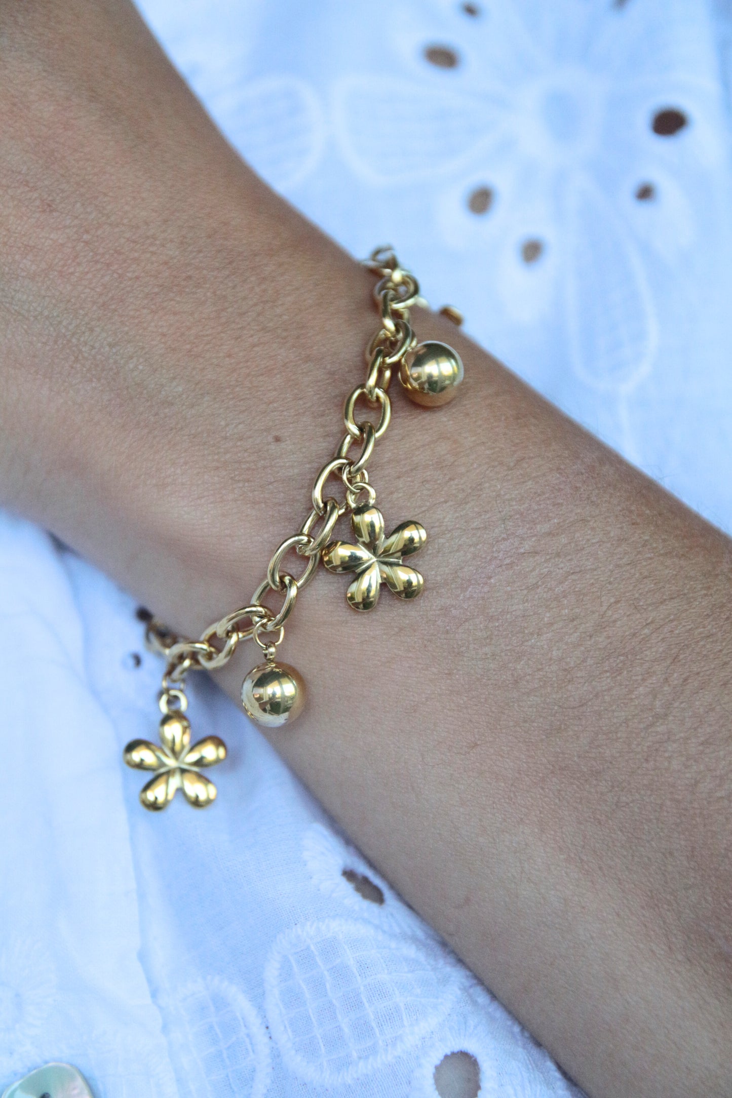Bracelet breloques doré - MANON