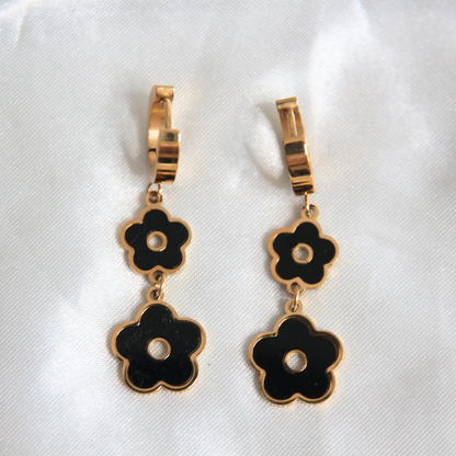 Boucles d'oreilles pendantes fleurs noires - Flora