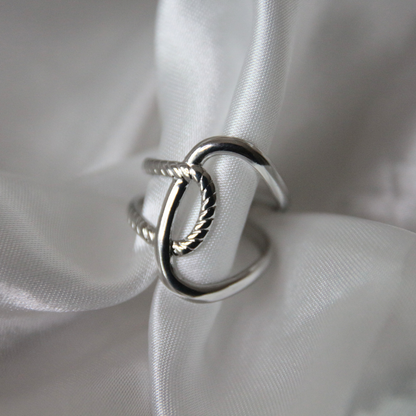Bague boucle