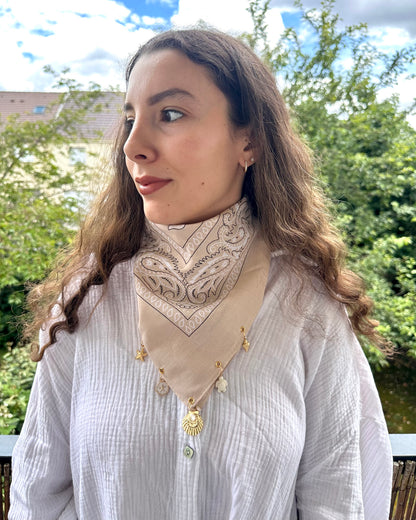 Bandana charms - BEIGE