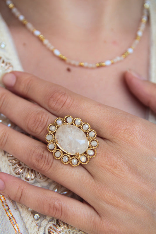 Bague maxi pierre blanche - DAHLIA
