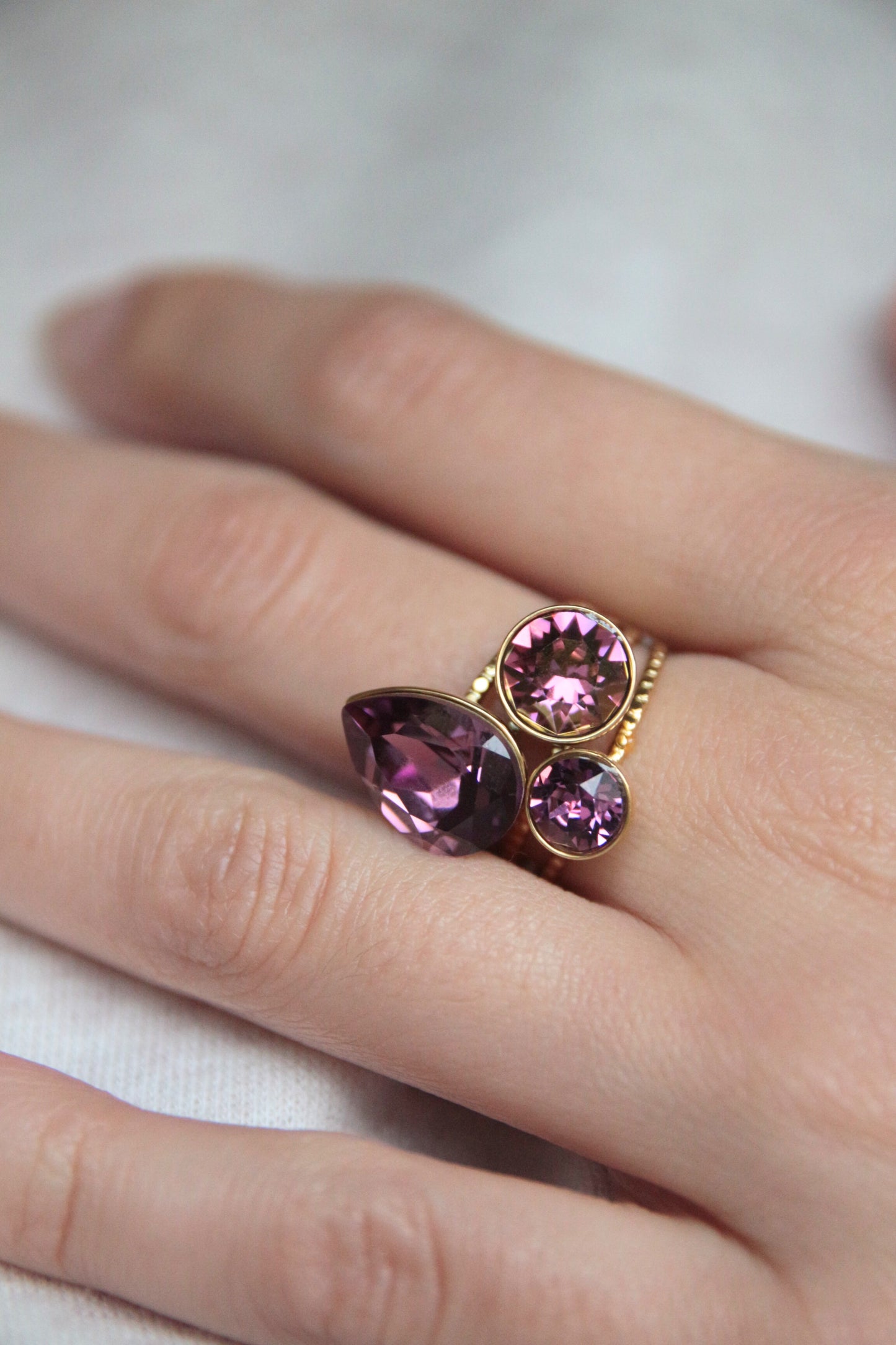 Bague cristaux gouttes prune