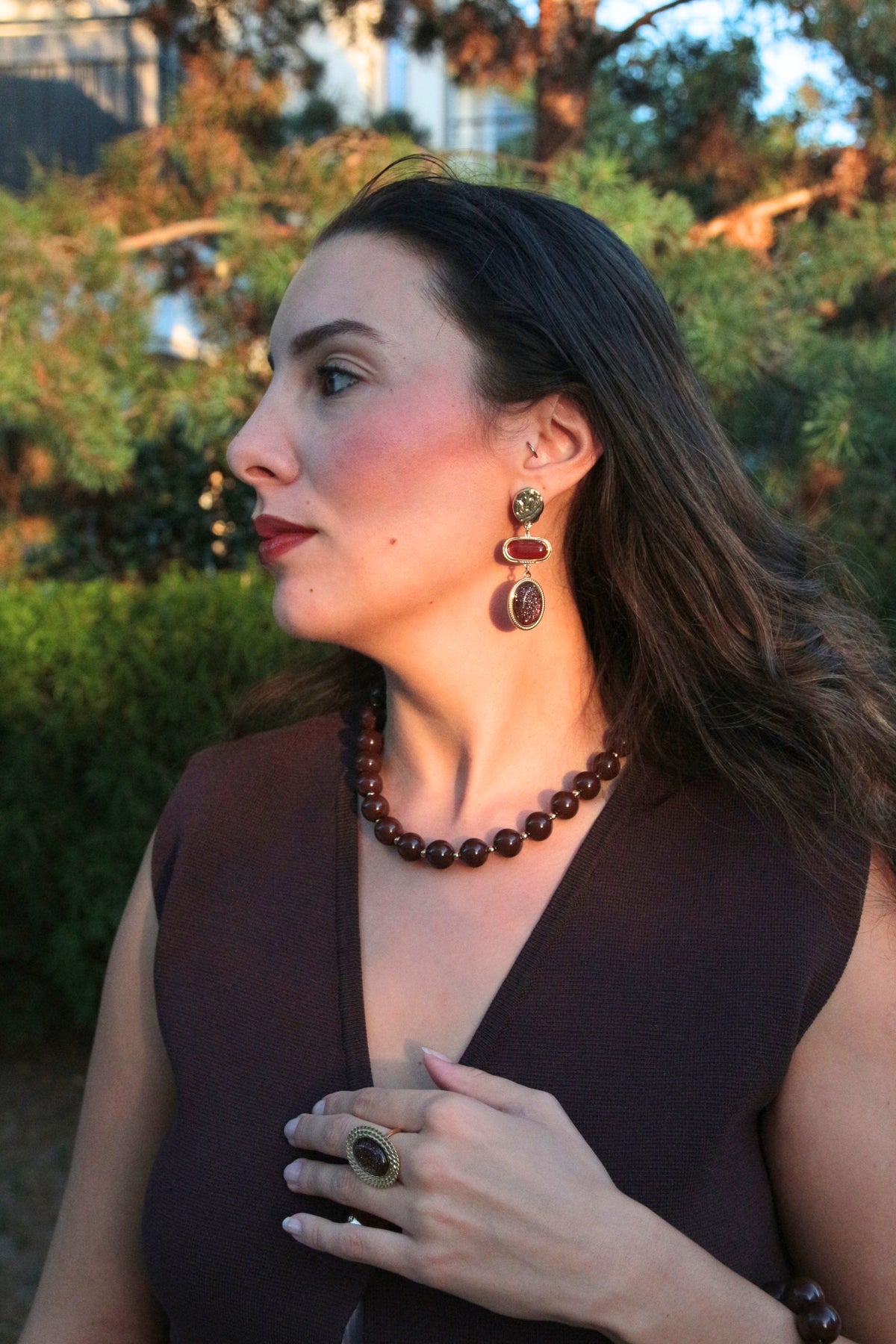 Boucles d'oreilles pendantes marron paillette - MOKA