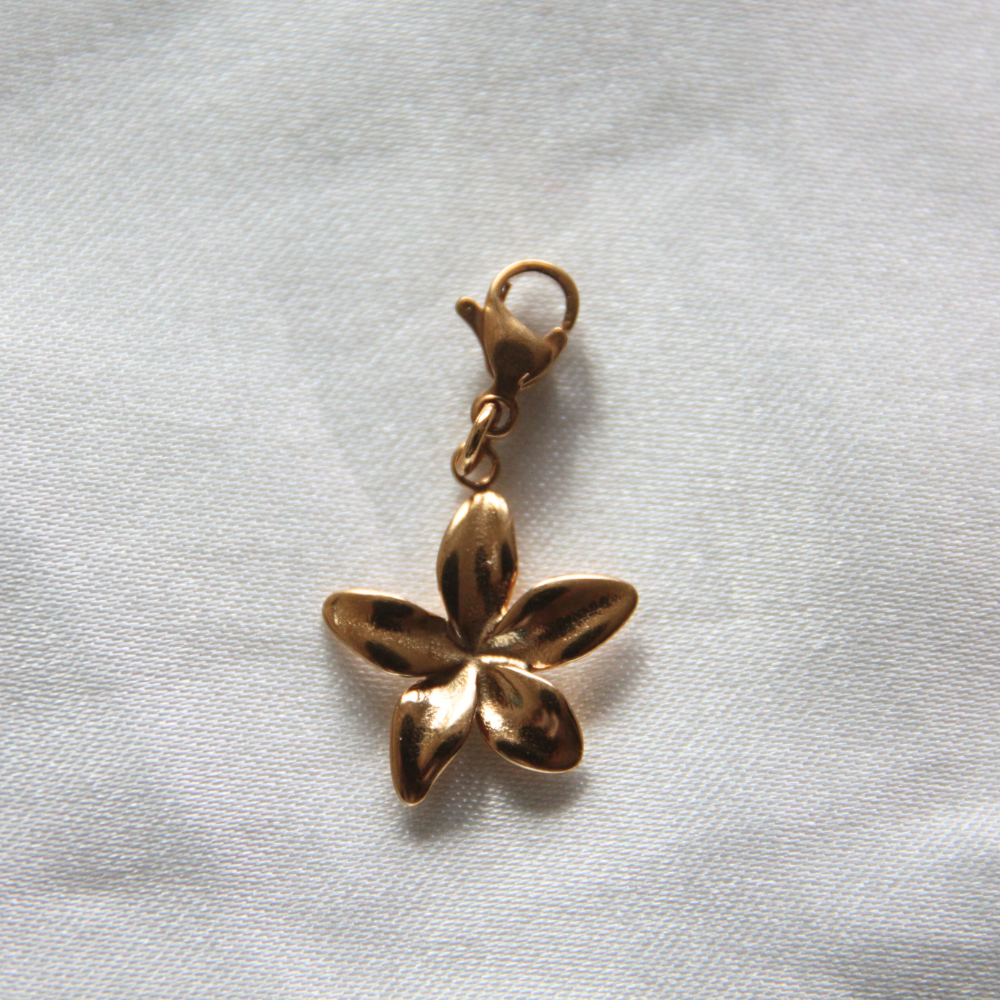 Charm fleur de tiaré