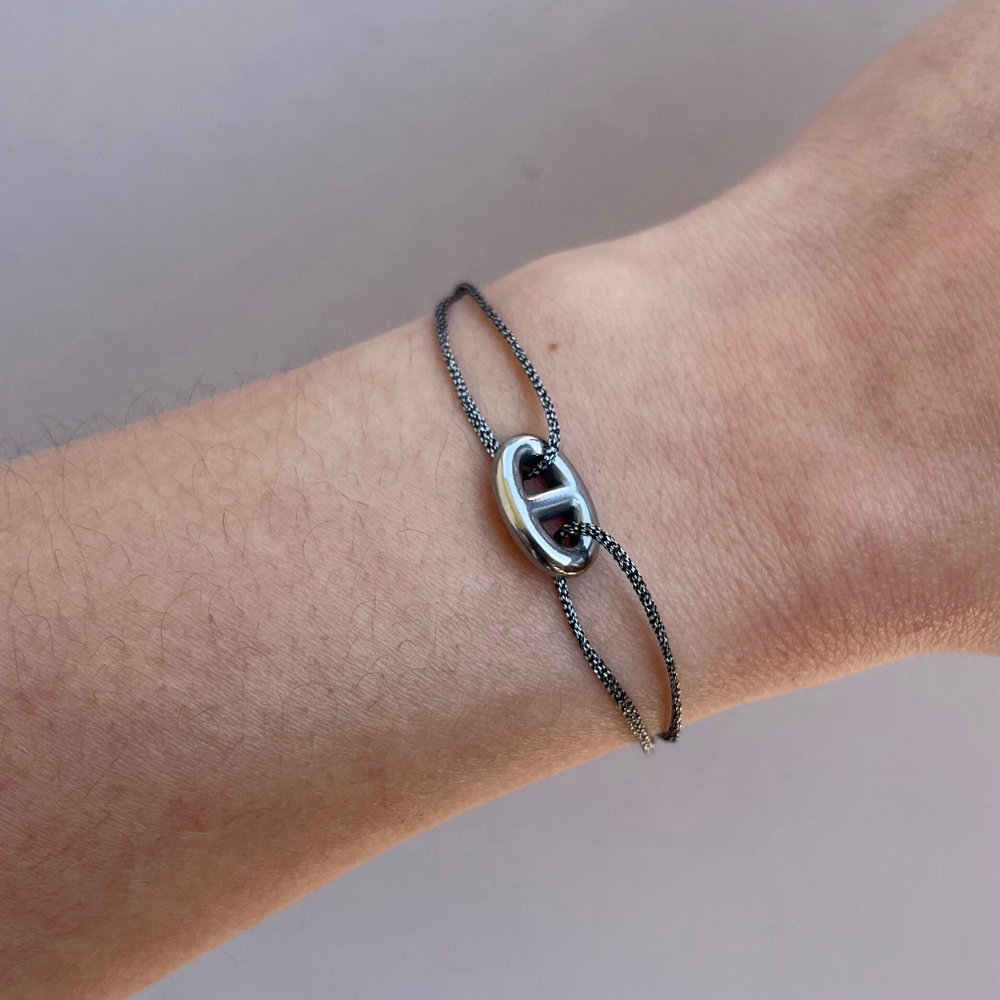 Bracelet cordon fait main noir métallisé