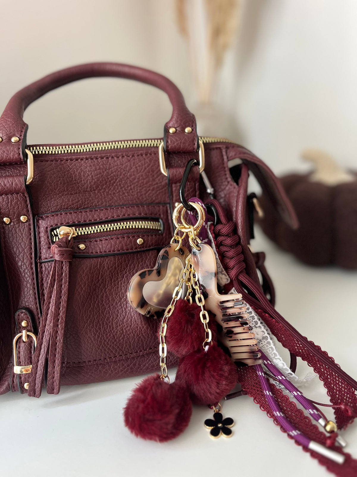 Grigri pompom peigne et miroir bordeaux & léopard