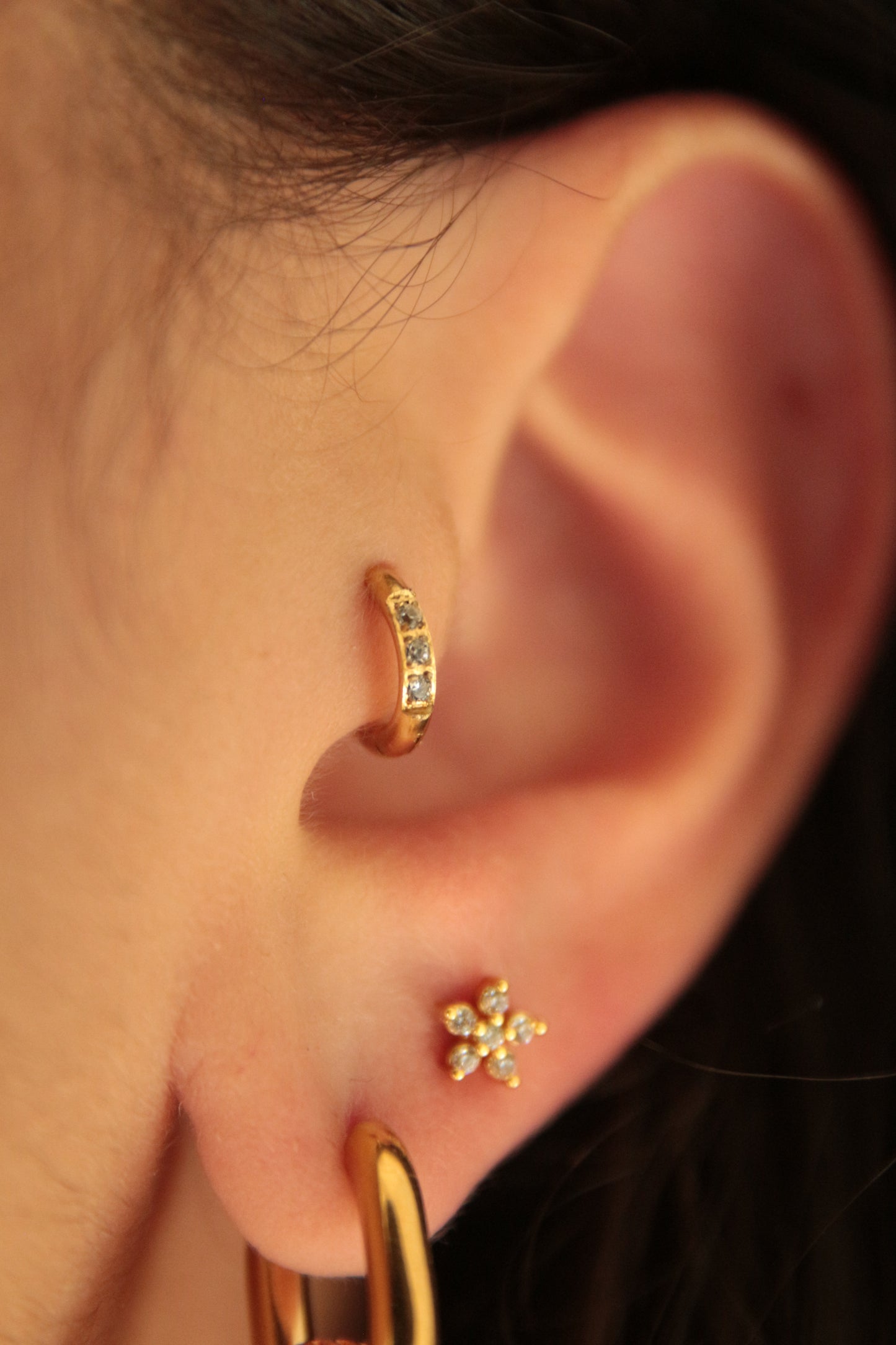 Piercing anneau tragus doré ou argenté  - 6mm