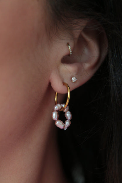 Boucles d'oreilles petite fleur perle d'eau douce - PERLA (fait main)