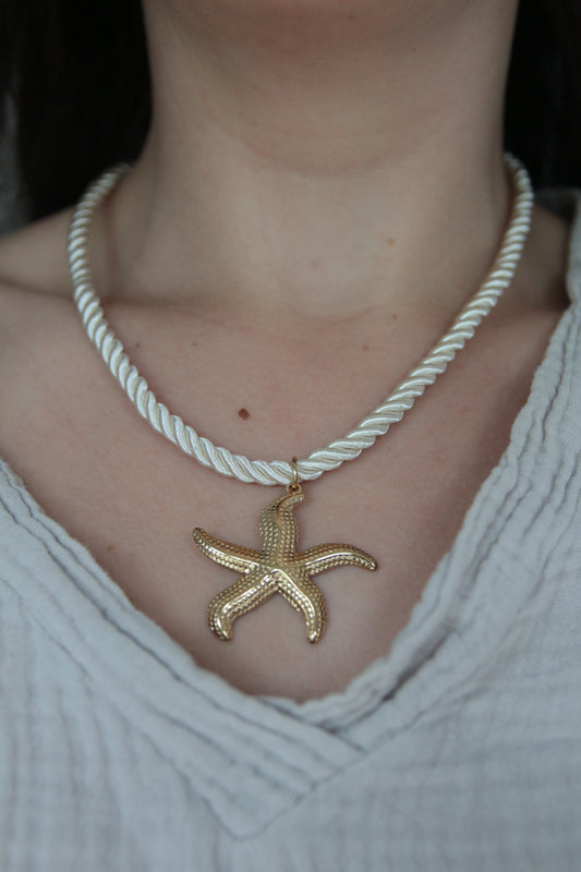 Collier étoile de mer beige