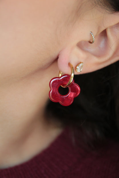 Boucles d'oreilles fleur résine rouge marbré - FLORE